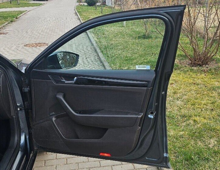 Škoda Superb Kombi 0,0 140 kw