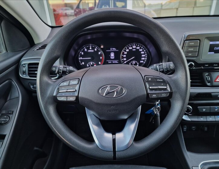 Hyundai i30 Kombi 998,0 88 kw