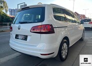 Volkswagen Sharan 9