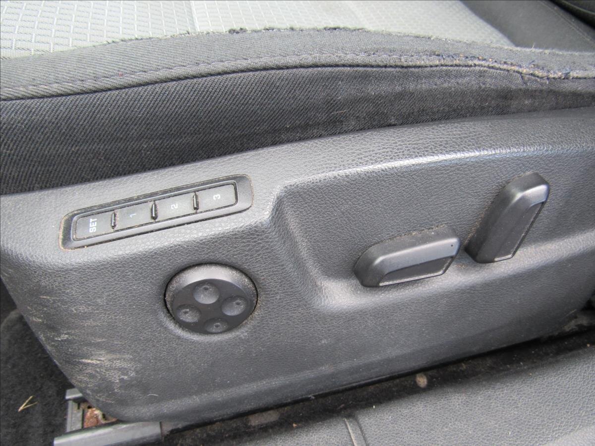 Škoda Superb Kombi 1,9 l 77 kw