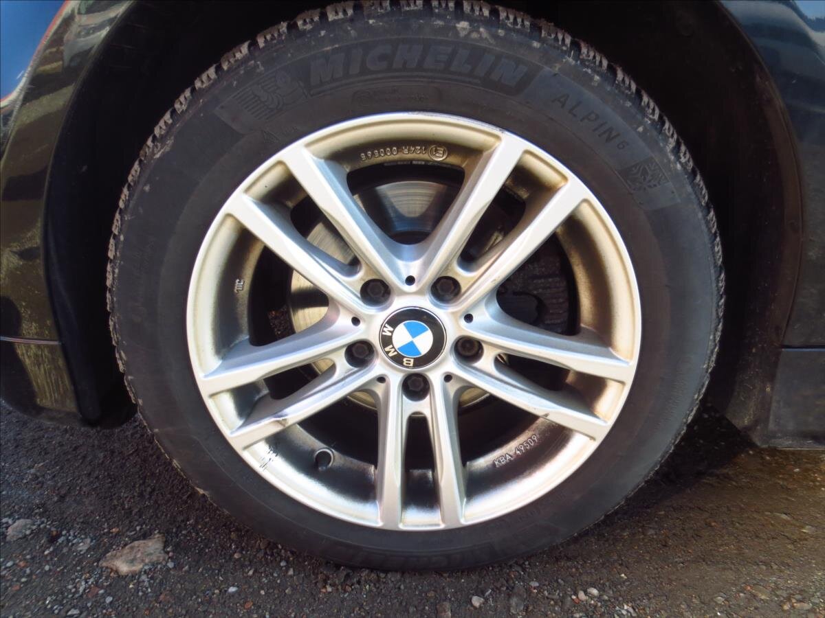 BMW Řada 3 Kombi 2,5 l 160 kw