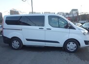 Ford Tourneo Custom 6
