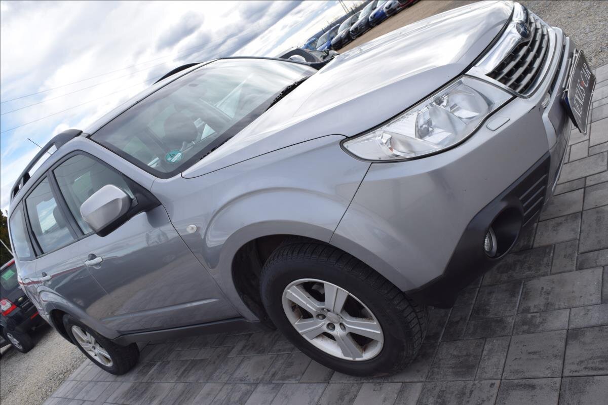 Subaru Forester SUV 2,0 l 110 kw