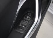 Peugeot 208 Hatchback 1,2 l 81 kw