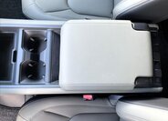 Land Rover Defender SUV 3,0 l 183 kw