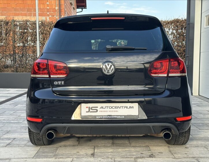 Volkswagen Golf Hatchback 2,0 l 155 kw