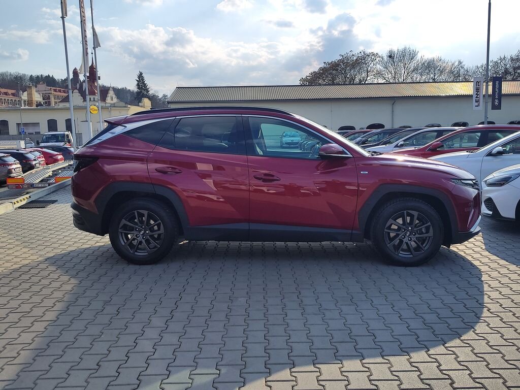 Hyundai Tucson SUV / Terénní 1,6 l 132 kw