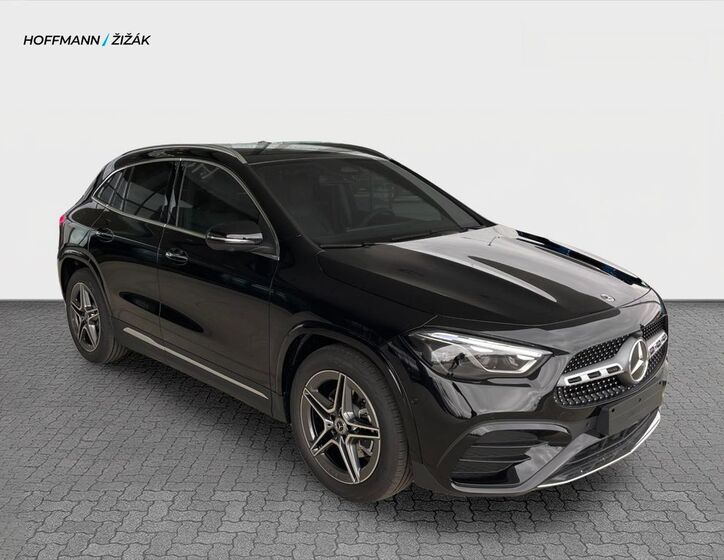 Mercedes-Benz GLA 3