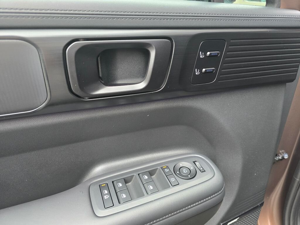 Hyundai Santa Fe SUV / Terénní 1,6 l 158 kw