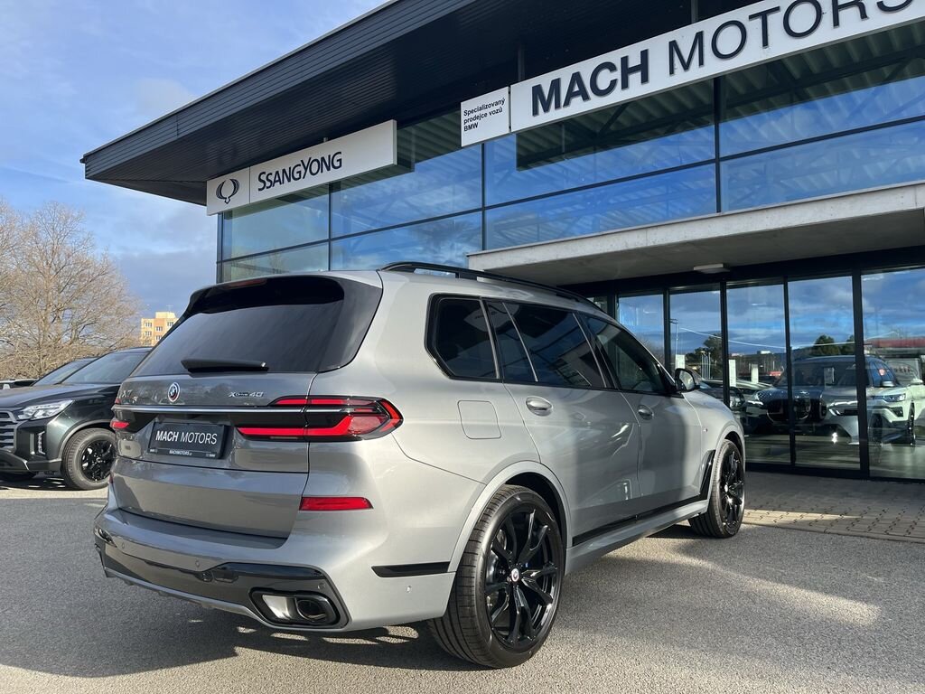 BMW X7 SUV / Terénní 3,0 l 280 kw