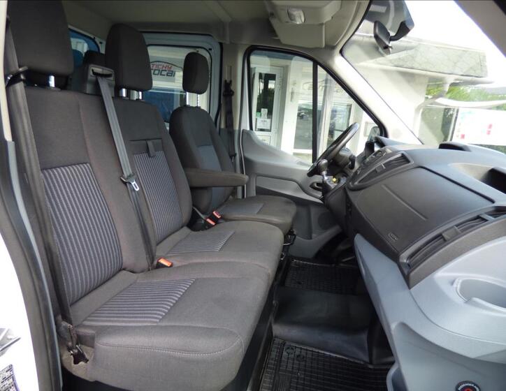 Ford Transit 44