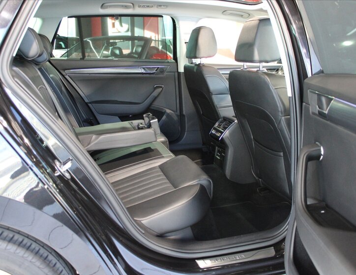 Škoda Superb Kombi 2,0 l 110 kw
