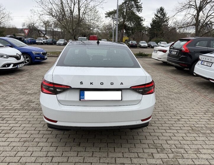 Škoda Superb Sedan / Limuzína 0,0 110 kw