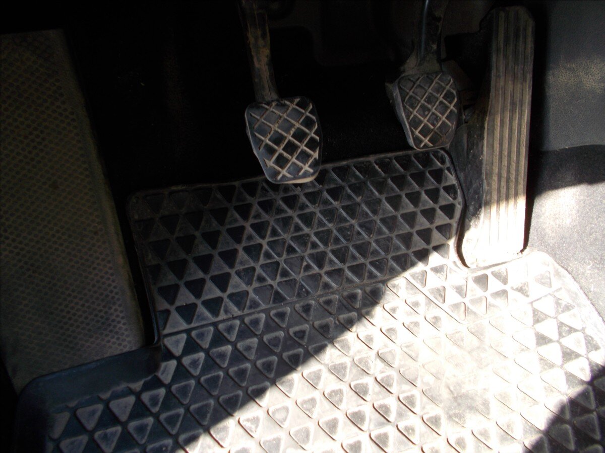 Volkswagen Touran MPV 1,9 l 77 kw