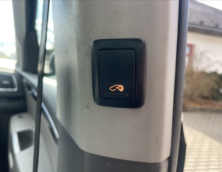 Volkswagen Sharan MPV 2,0 l 135 kw