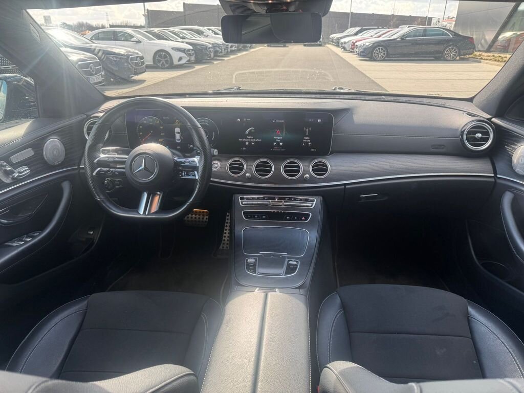 Mercedes-Benz Třídy E Sedan / Limuzína 2,0 l 143 kw