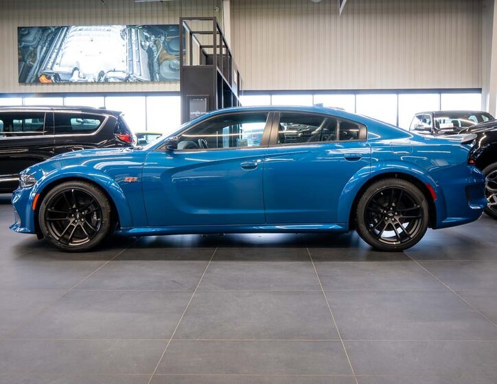 Dodge Charger Sedan 6,4 l 362 kw