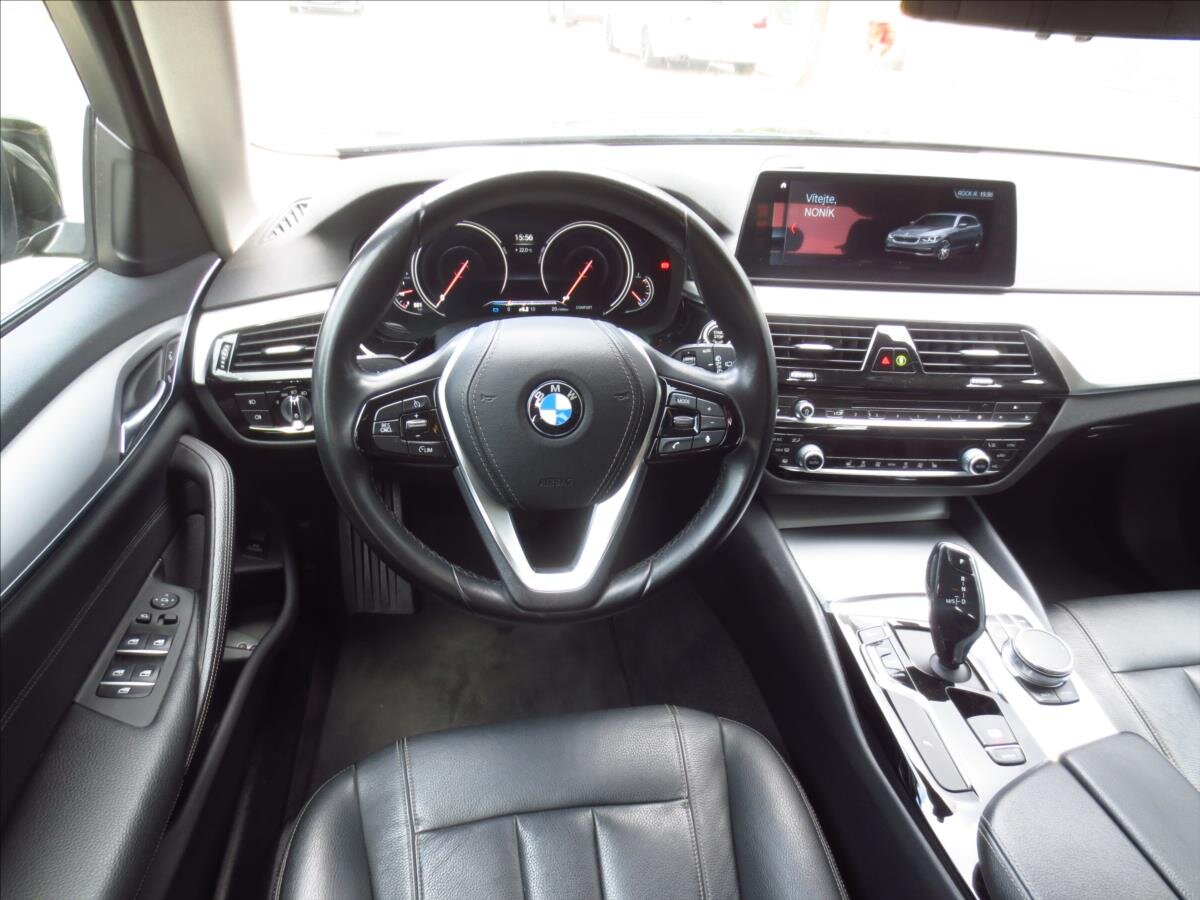 BMW Řada 5 Kombi 2,0 l 140 kw