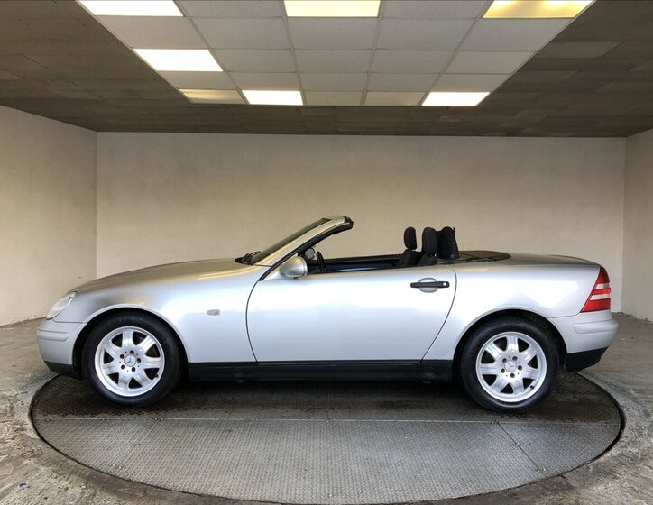 Mercedes-Benz SLK Kabriolet 2,0 l 100 kw