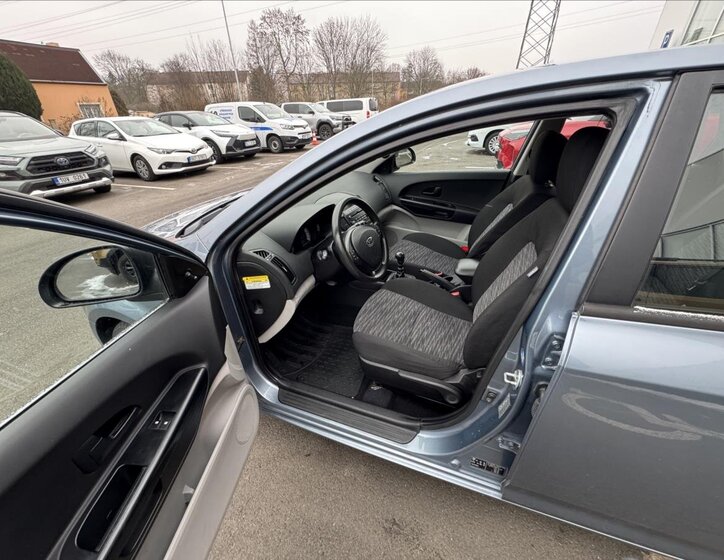 KIA Ceed Hatchback 1,4 l 80 kw