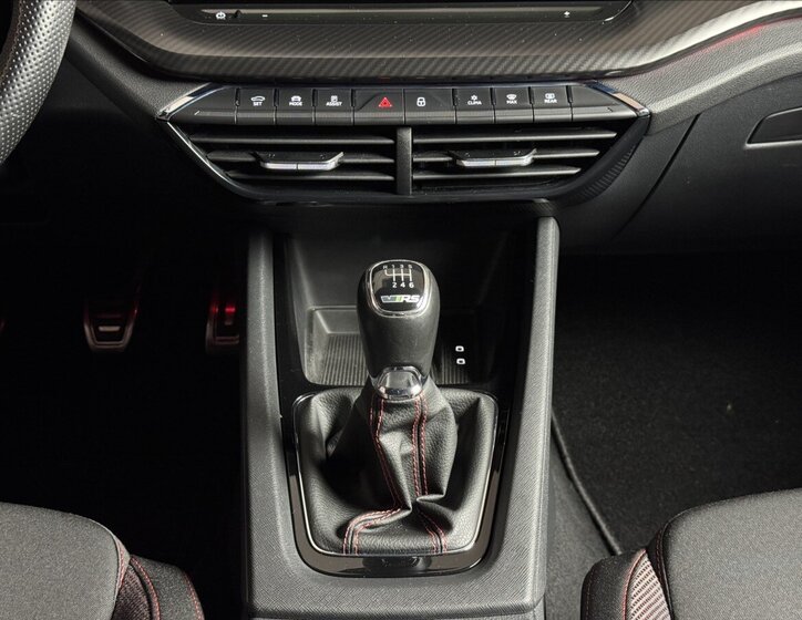 Škoda Octavia Sedan / Limuzína 2,0 l 180 kw