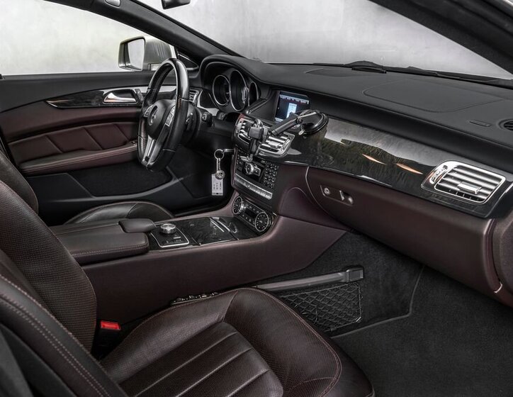 Mercedes-Benz CLS 11