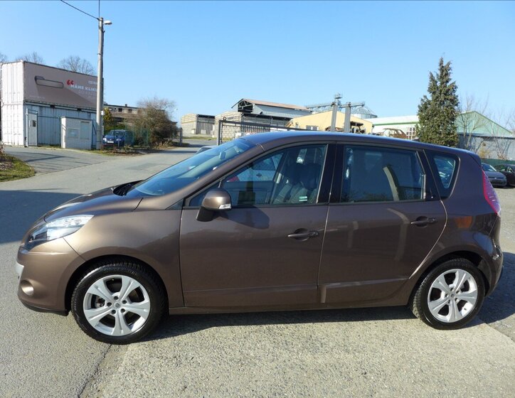 Renault Scénic Kombi 1,9 l 96 kw