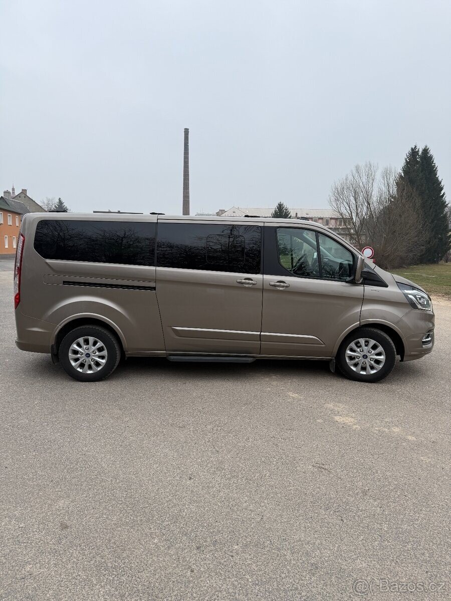 Ford Tourneo Custom VAN-Minibus 0,0 110 kw