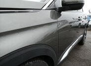 Peugeot 3008 SUV 1,6 l 121 kw