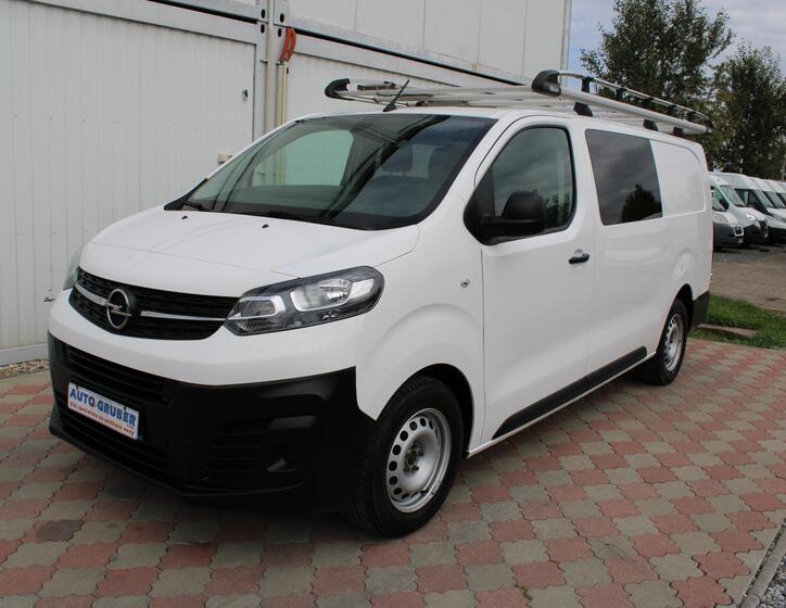 Opel Vivaro 1