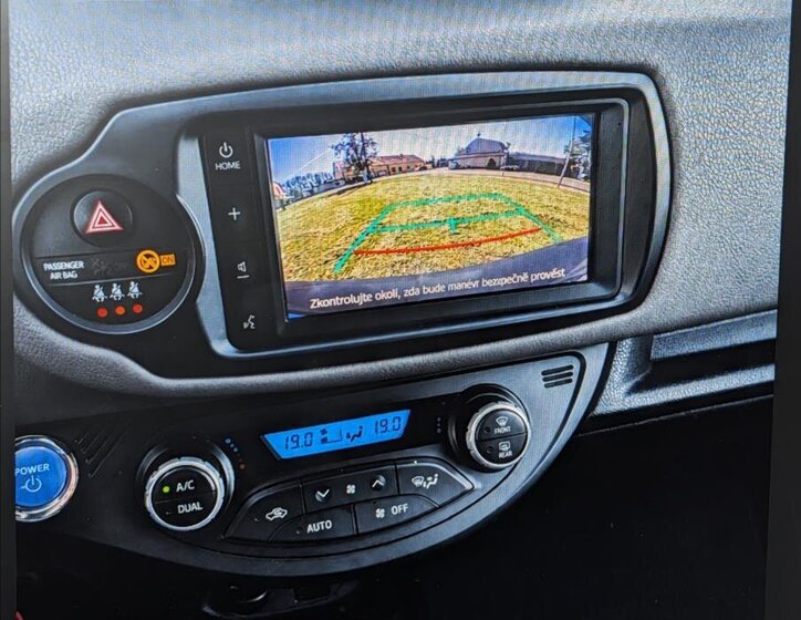 Toyota Yaris Hatchback 1,5 l 54 kw
