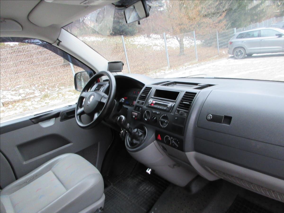 Volkswagen Transporter Ostatní 2,5 l 96 kw