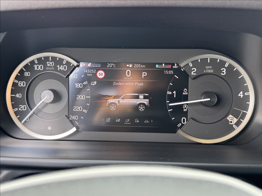 Land Rover Defender SUV / Terénní 3,0 l 221 kw