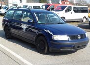 Volkswagen Passat Kombi 1,6 l 74 kw