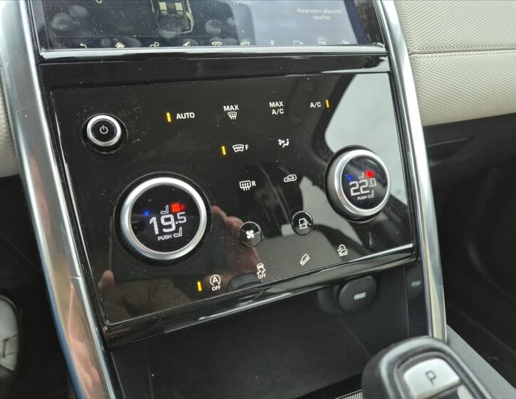 Land Rover Discovery Sport 15