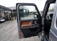 Mercedes-Benz Třídy G SUV / Terénní 4,0 l 368 kw