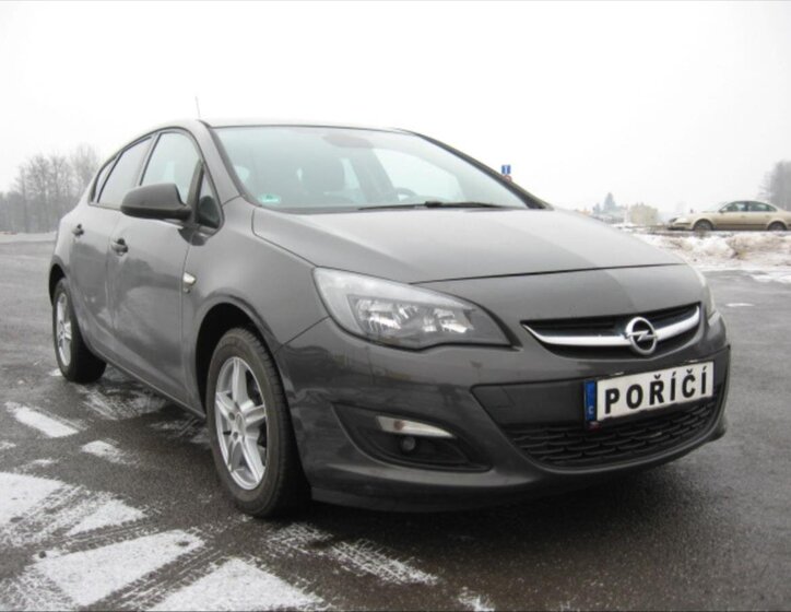 Opel Astra Hatchback 1,7 l 96 kw