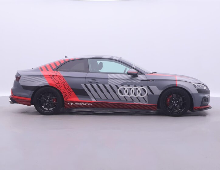 Audi S5 8