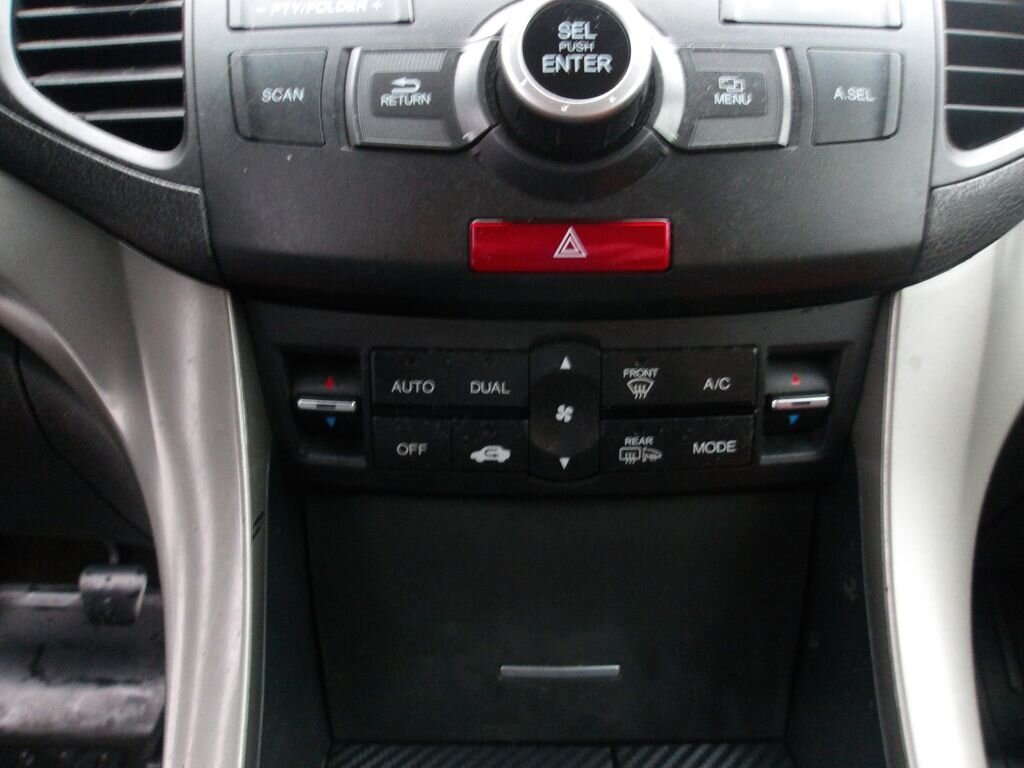 Honda Accord Kombi 2,2 l 110 kw