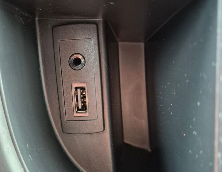 Mercedes-Benz Vito 24