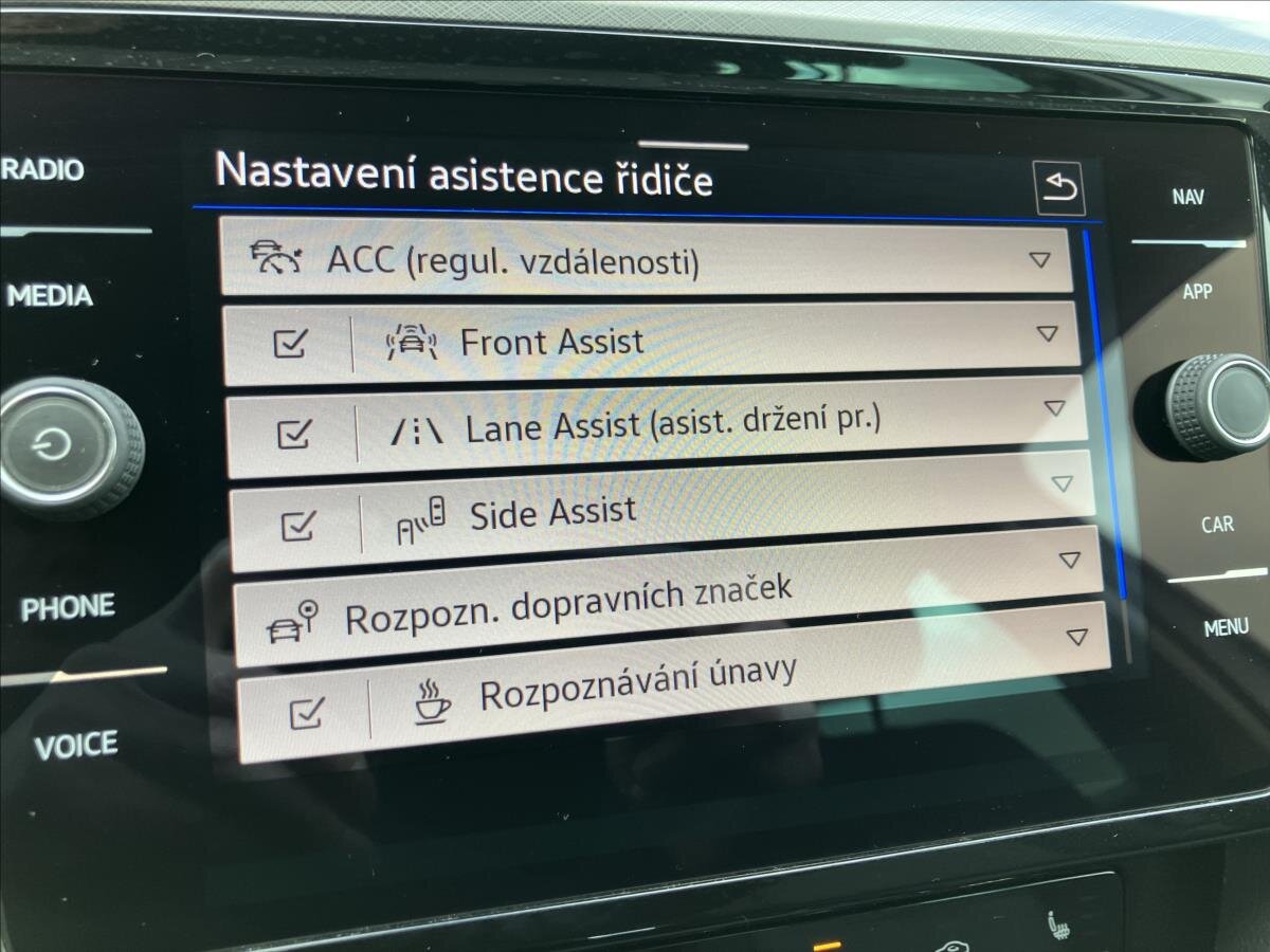 Volkswagen Passat Kombi 2,0 l 90 kw