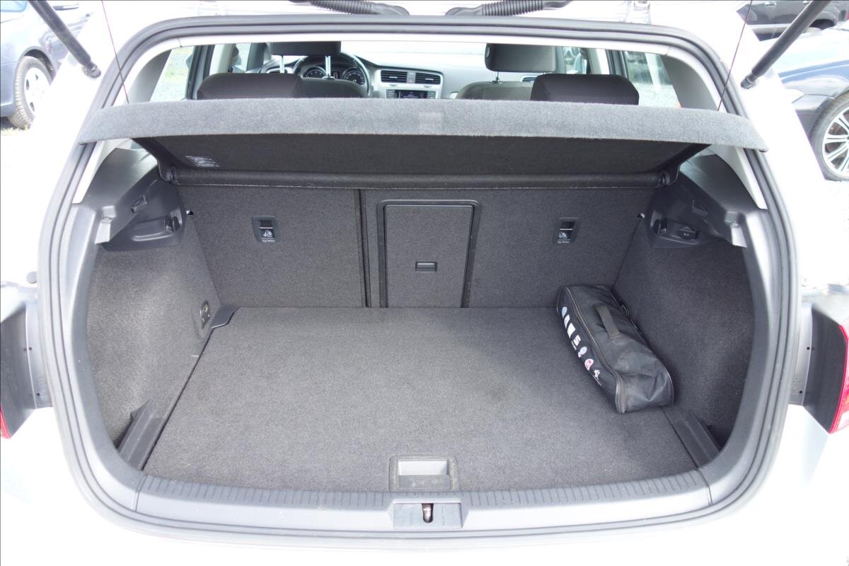 Volkswagen Golf Hatchback 1,4 l 90 kw
