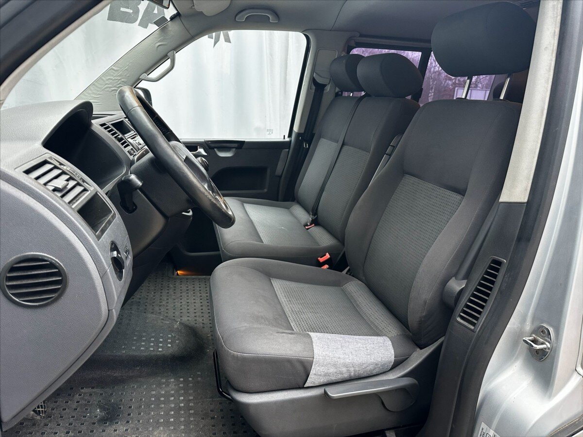 Volkswagen Caravelle