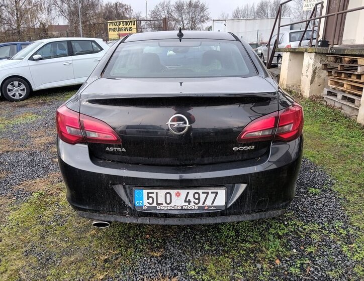 Opel Astra Sedan 1,4 l 103 kw