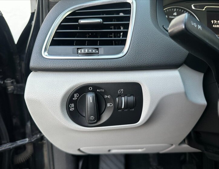 Audi Q3 Kombi 2,0 l 125 kw