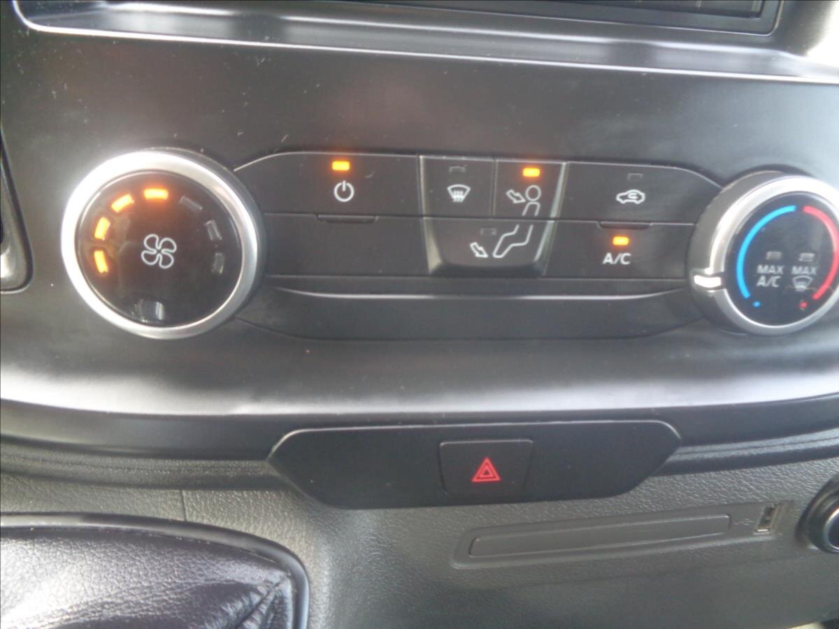 Ford Transit Custom Ostatní 2,0 l 79 kw