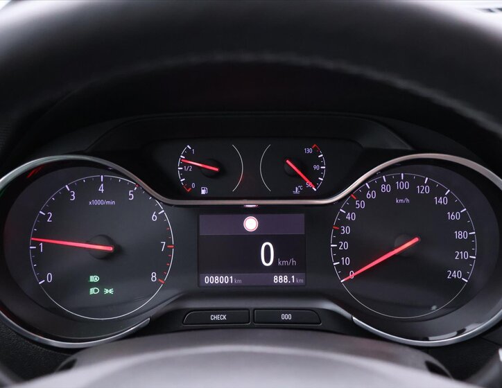 Opel Crossland Hatchback 1,2 l 81 kw