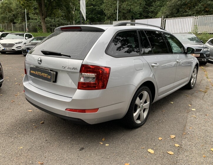 Škoda Octavia 8