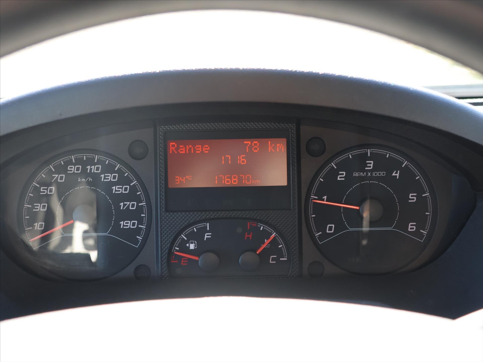 Peugeot Boxer Skříň 2,2 l 121 kw