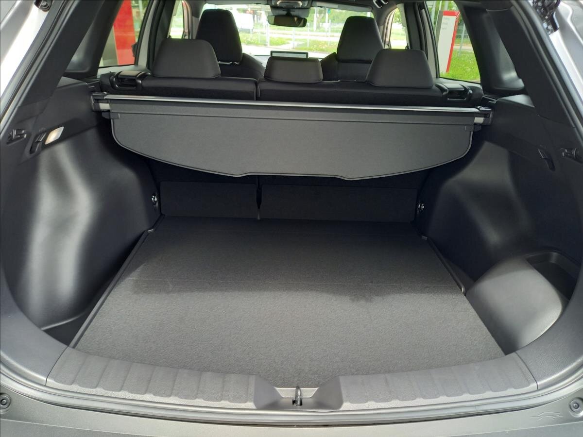 Toyota Corolla Cross SUV 1,8 l 103 kw